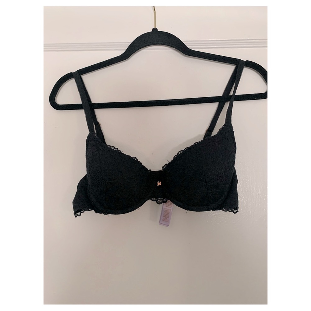 Savage x Fenty lace pushup bra.